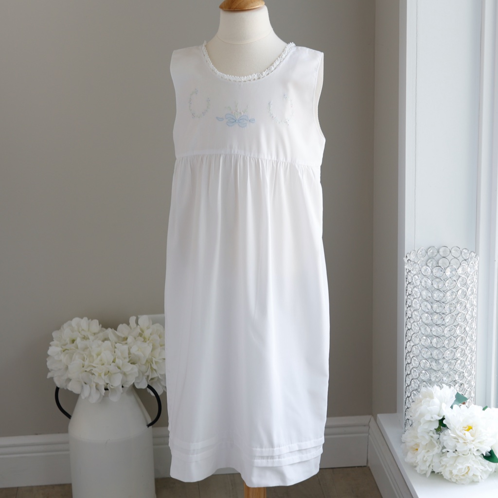 Rare Vintage Strasburg Heirloom Slip Dress Size 7/8 Hand Embroidery Like New